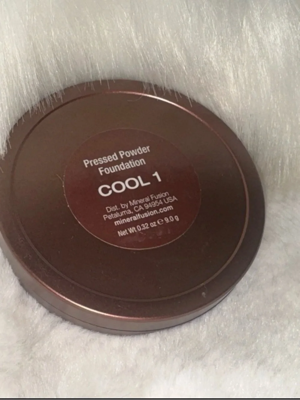 Mineral Fusion pressed powder foundation COOL 1